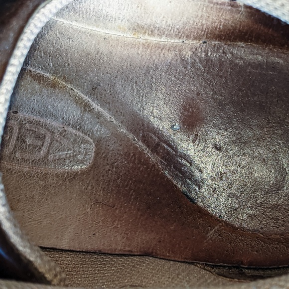 Keen men Austin size 8.5 urban shoe. Olive green w/ range stitching. - Picture 7 of 11